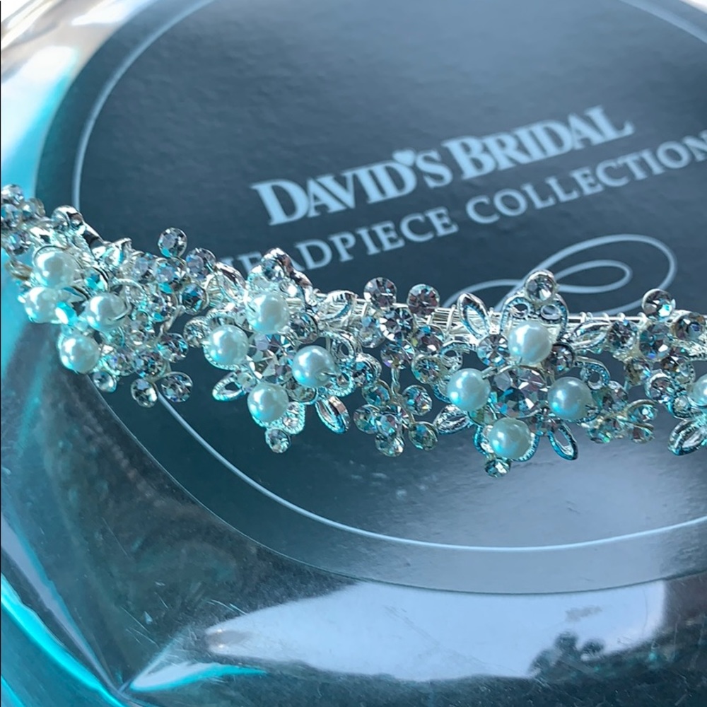 Shallow Tiara - Picture 2 of 7